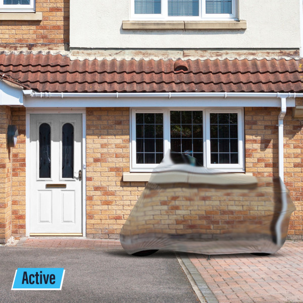 02_oxford_houdini_cover_driveway_active.jpg