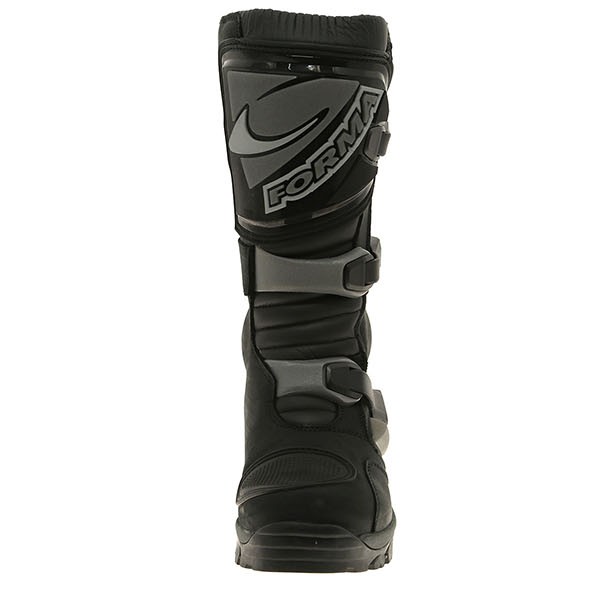 Forma_Adventure_Boots-Black_front_toe_354681.jpg