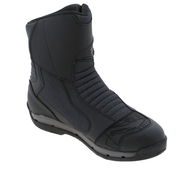 TCX_Airwire_Surround_Gore-Tex_Boots-Black_front_right_quarter_468045.jpg