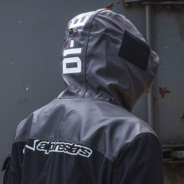 alpinestars_diesel_daiji_textile_jacket_black_lifestyle-6.jpg