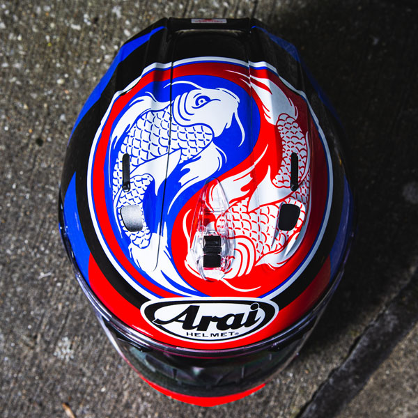 Arai RX-7V Replica - Leon Haslam Reviews
