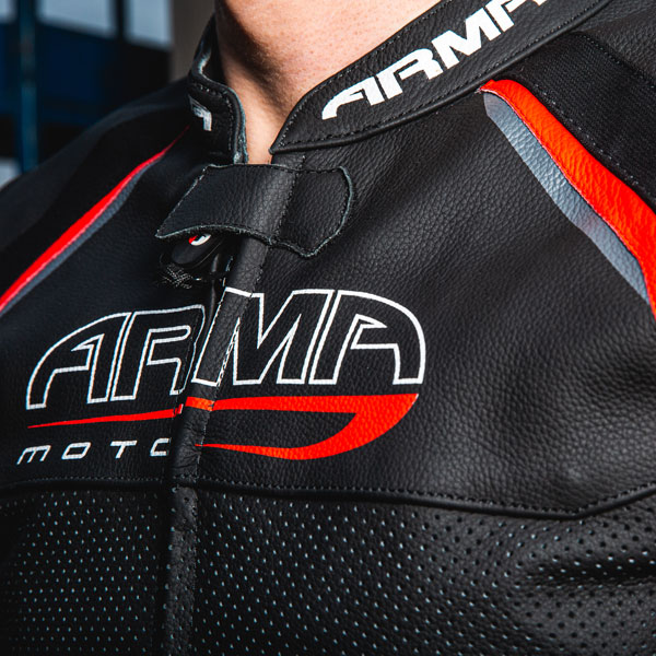 armr-moto_leather_jacket_harada-r_black-red_lifestyle5.jpg