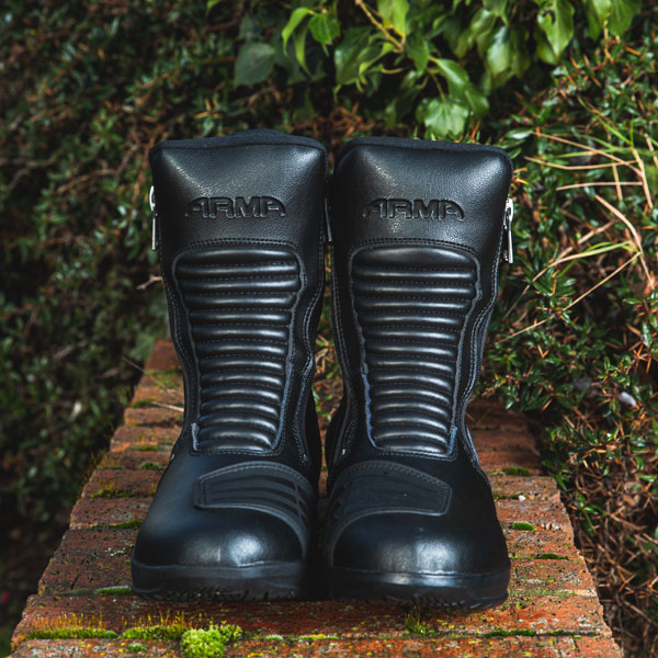 Arma on sale motorcycle boots