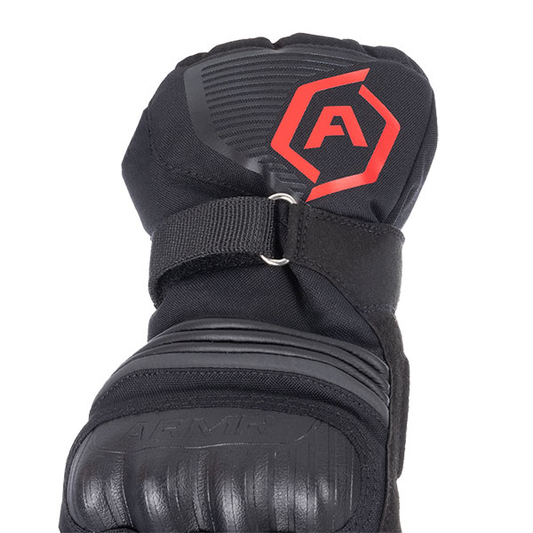 armr_textile-gloves_kumaji-3_black-red_detail5.jpg