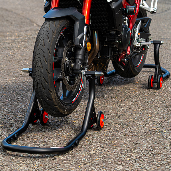 bad-dog_2025-paddock-stands_front_detail10.jpg