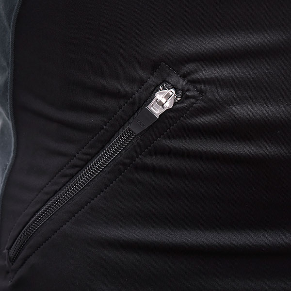 bowtex_standard-r-armoured-baselayer-shirt_black_detail2.jpg