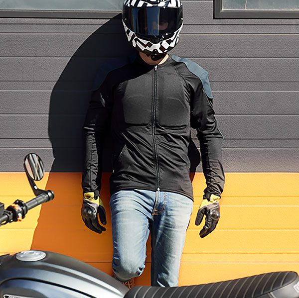 bowtex_standard-r-armoured-baselayer-shirt_black_detail3.jpg