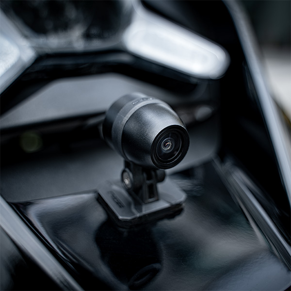 chigee_accessories_hdr-cameras_aio-6_lifestyle1.jpg