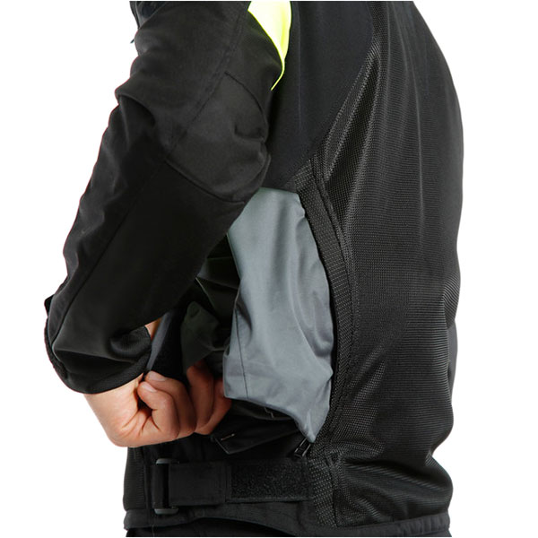 dainese_jacket-textile_sauris-2_black-black-fluo-yellow_detail9.jpg