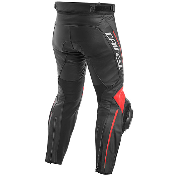 dainese_jeans_leather_3-delta_black-black-black-fluo-red_detail1.jpg