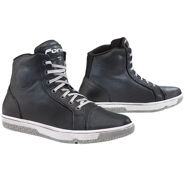 Image of Forma Slam Dry Waterproof Boots - Black / White