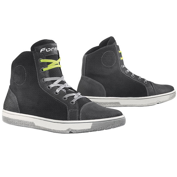 Image of Forma Slam Flow Boots - Black / White