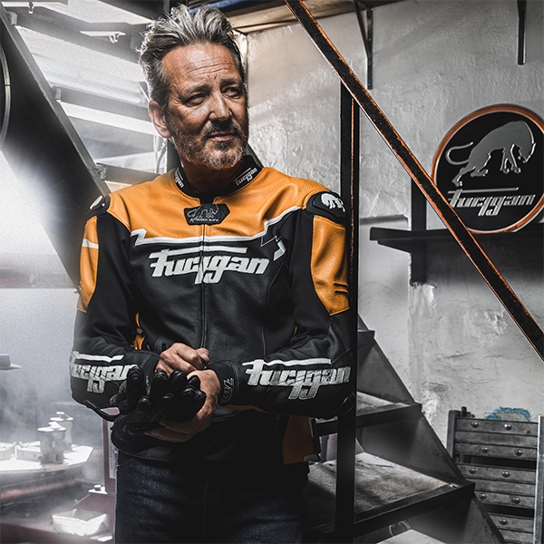 furygan_leather-jackets_signature_black-yellow-fury_lifestyle1.jpg