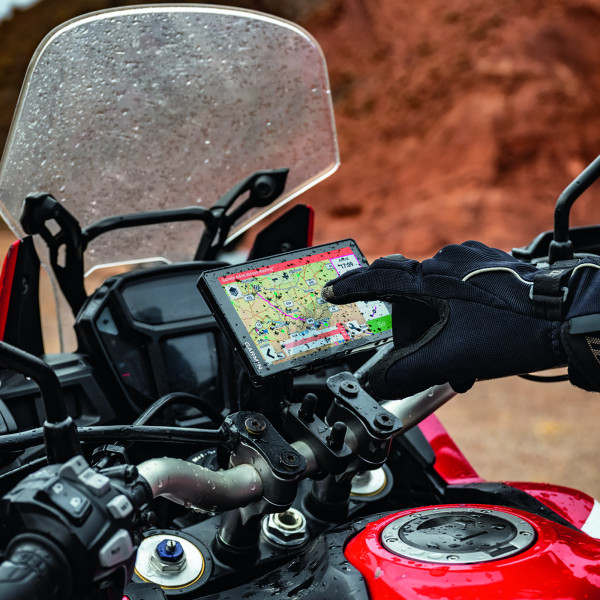 Review: Motorcycle GPS Garmin Zumo XT: review and analysis of its