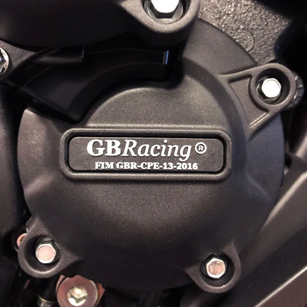 gb-racing_crash-protectors_engine-cover-set_suzuki-gsxs-1000-l5-m2_lifestyle4.jpg