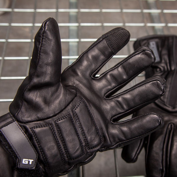 gerbing_leather_gloves_microwirepro-heated-gt-hybrid_black_lifestyle2.jpg
