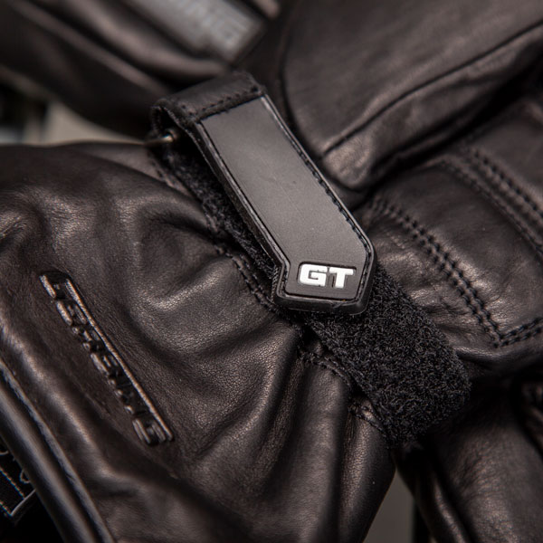 gerbing_leather_gloves_microwirepro-heated-gt-hybrid_black_lifestyle4.jpg