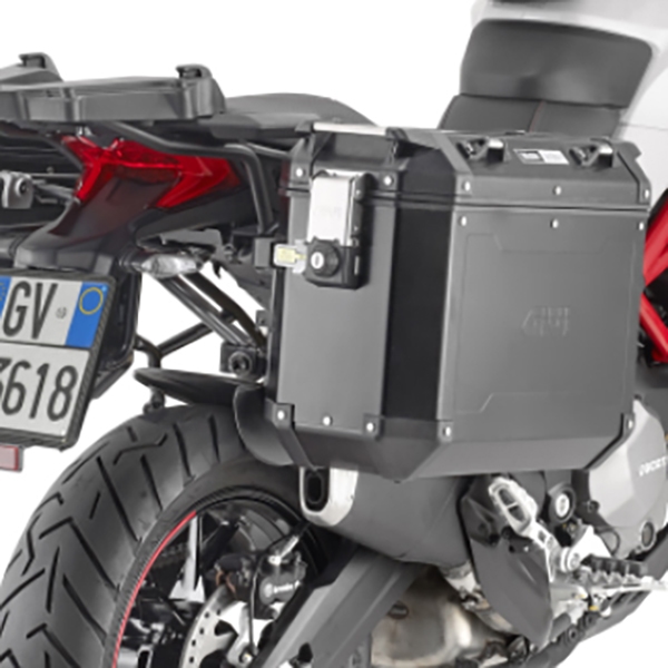 givi_fitting-kits_plor7412cam_detail3.jpg