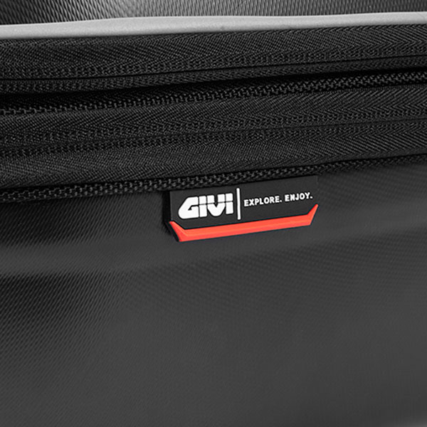 givi_luggage-top-case_wl901-weightless_detail5.jpg