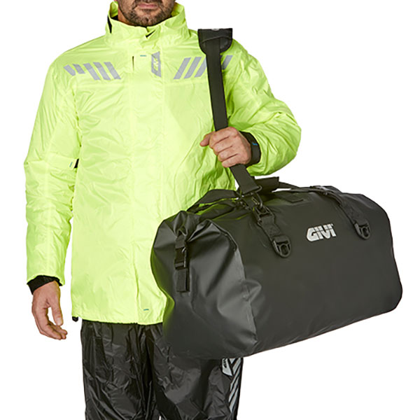 givi_soft-luggage_cargo-bag_ea119bk_detail1.jpg