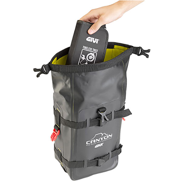 givi_soft-luggage_grt722_detail1.jpg