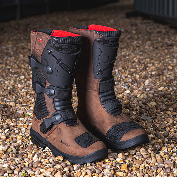 held_boots_brickland_brown_lifestyle-4.jpg