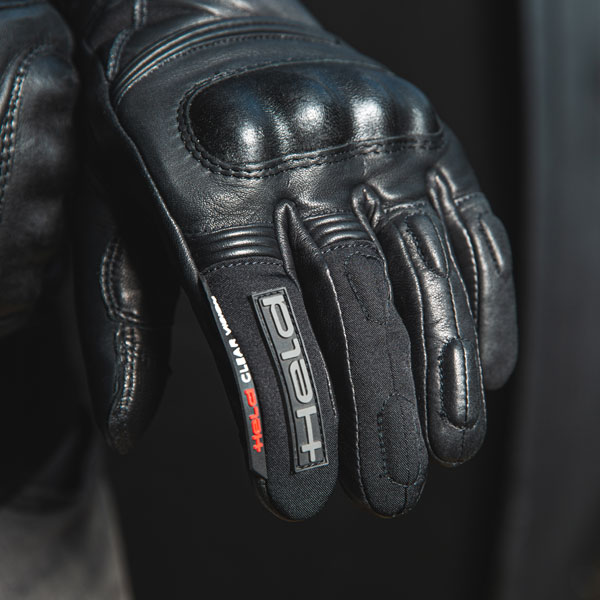 held_gloves_twin-ii_black_lifestyle4.jpg