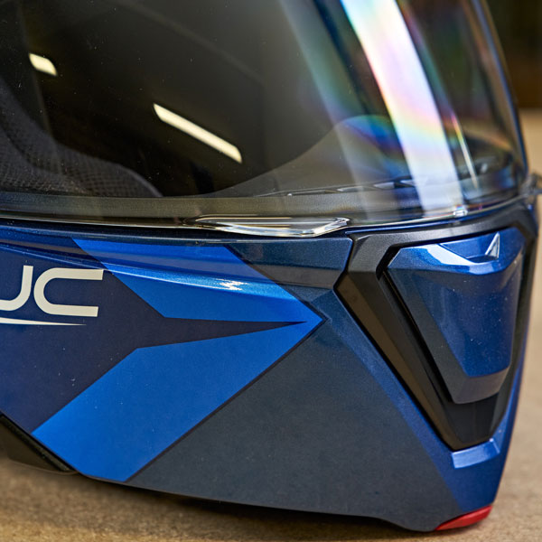 hjc_helmet_i90_hollen_red-white-blue_lifestyle6.jpg