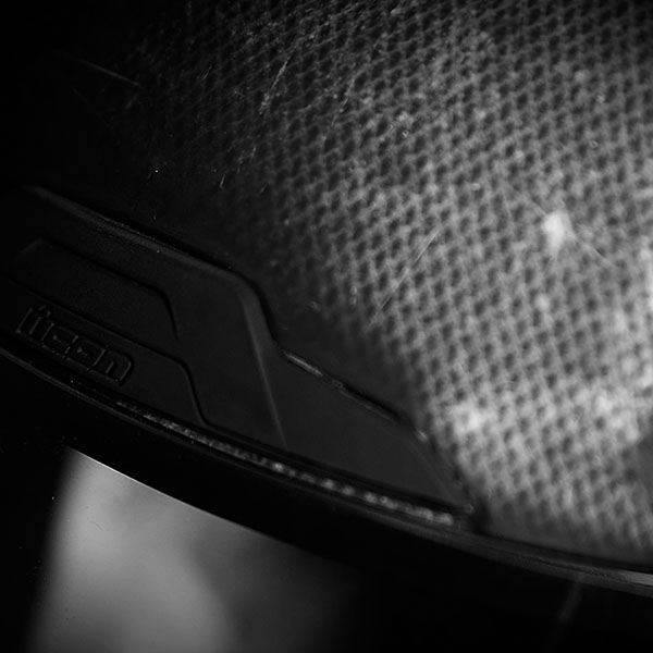 icon_airframe-pro_construct_black_detail3.jpg