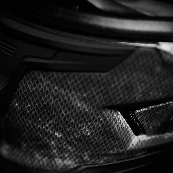 icon_airframe-pro_construct_black_detail5.jpg