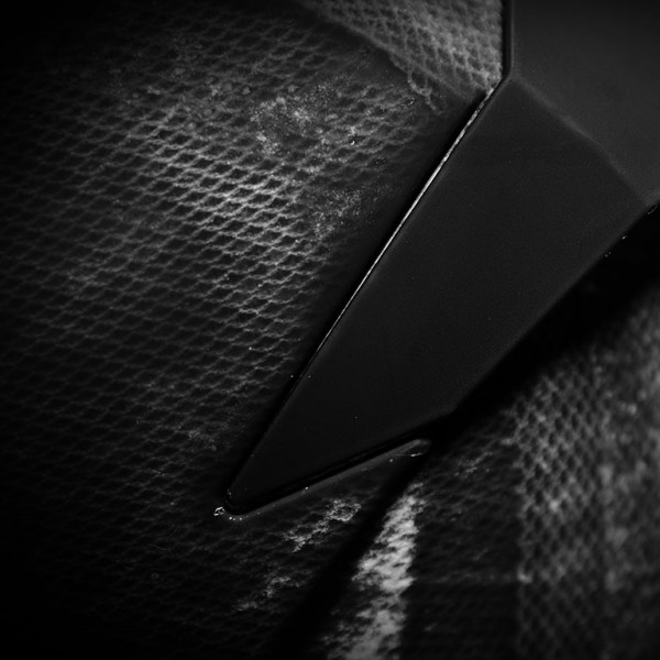 icon_airframe-pro_construct_black_detail8.jpg