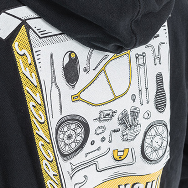 john-doe_casual-wear_byd-ii-hoodie_black_lifestyle4.jpg