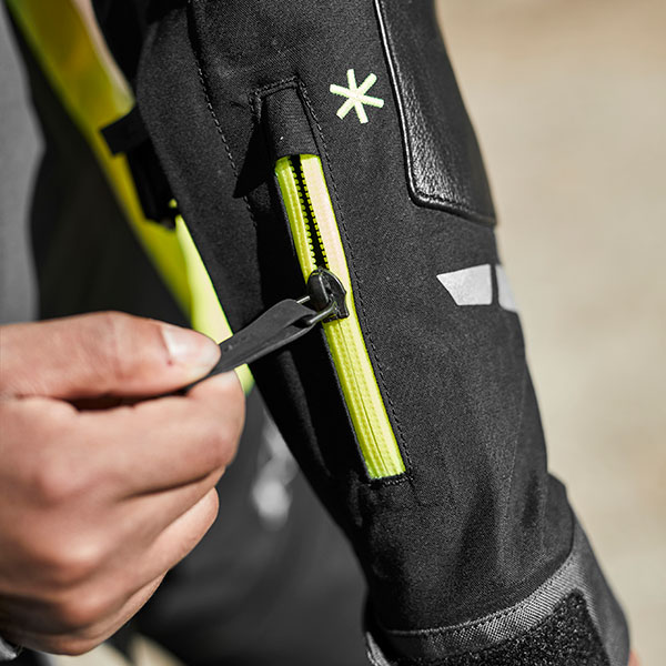 klim_ladies_jacket_latitude_hi-vis_lifestyle5.jpg
