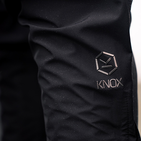 knox_walker_overpants_black_detail7.jpg