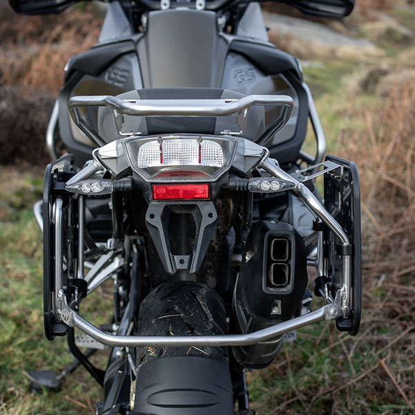 kriega_luggage_os-platform_bmw-gsa_detail5.jpg