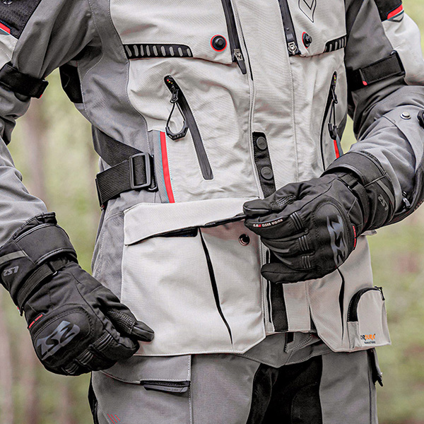 ls2_jacket-textle_apollo_grey-black-red_lifestyle2.jpg