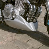 Pyramid Belly Pan Unpainted - Yamaha XJR1300
