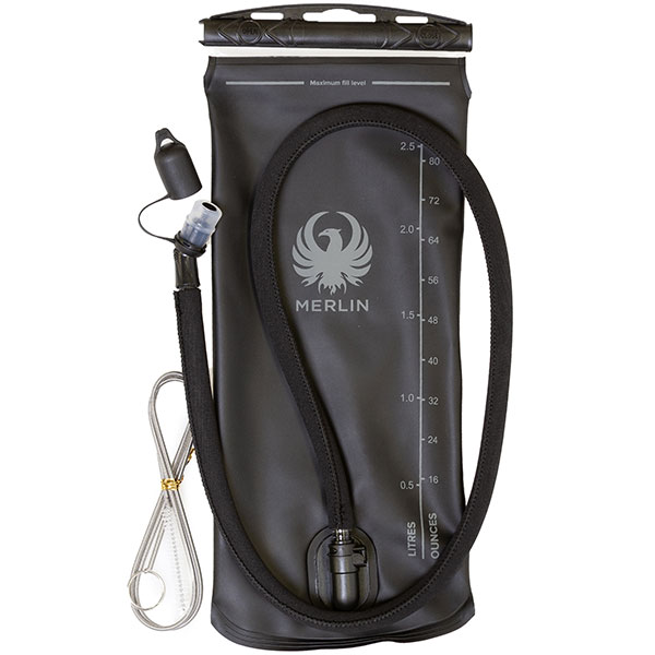 merlin_clothing-accessories_hydration-bladder_2-5-litres.jpg