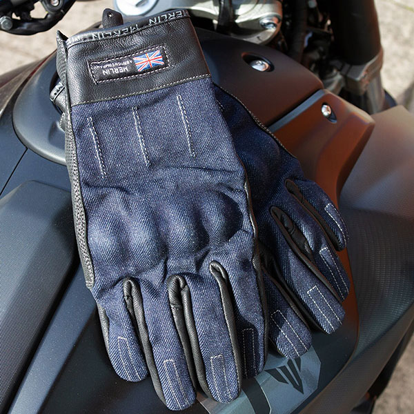 merlin_gloves_textile_icon_blue_lifestyle.jpg