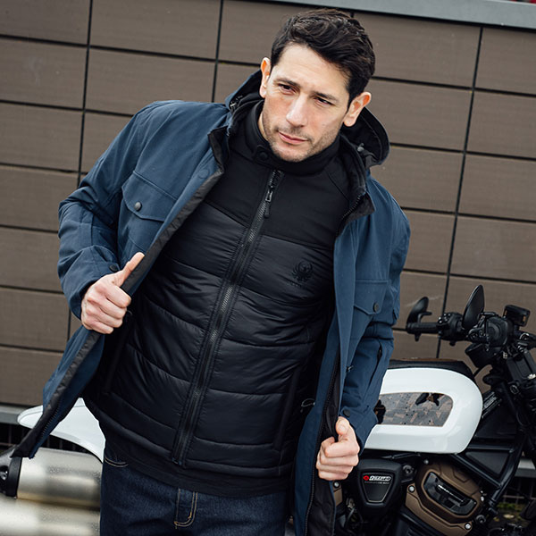 merlin_jacket-textile_jagger_navy_lifestyle3.jpg
