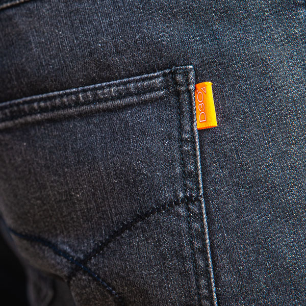merlin_jeans_lapworth_black_lifestyle5.jpg