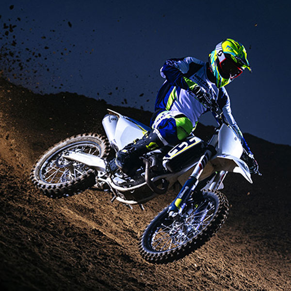 metzeler_tyres_mc-360-mid-soft_detail2.jpg