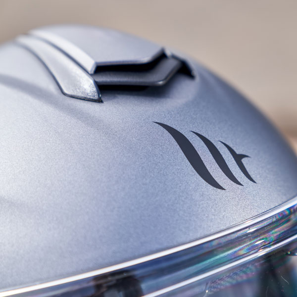 mt_helmets_storm-sv_matt-titanium_lifestyle8.jpg