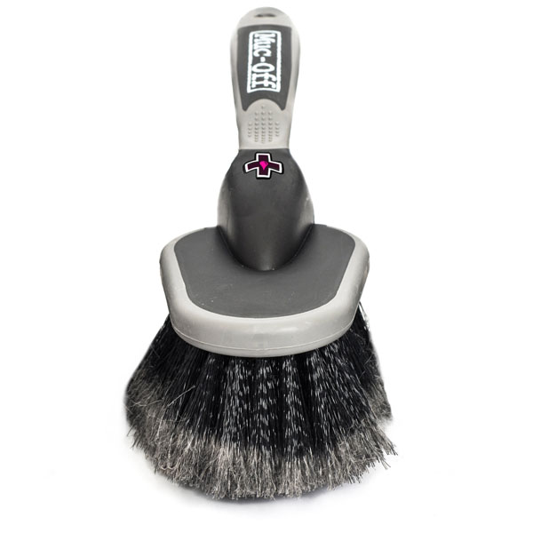 muc off cleaning brushes