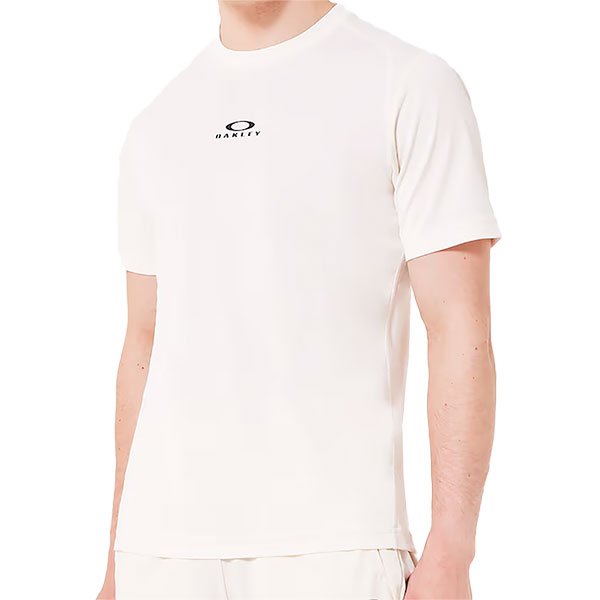 oakley_casual-wear_t-shirt_foundational-training-short-sleeve_artic-white_detail3.jpg