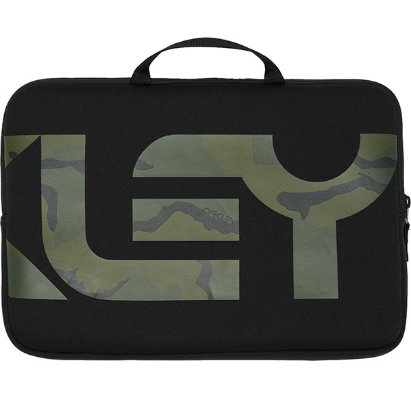 oakley_luggage_b1b-laptop-case_black-camo-hunter_detail1.jpg