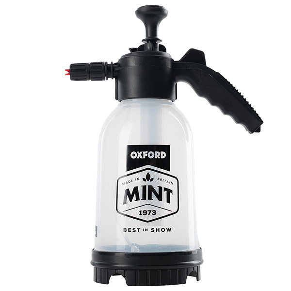 oxford-product_mint-cleaning-products_snow-foam-spray-bottle.jpg