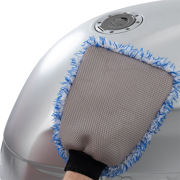 oxford_accessories_crazy-plush-mitt_detail3-1.0.jpg