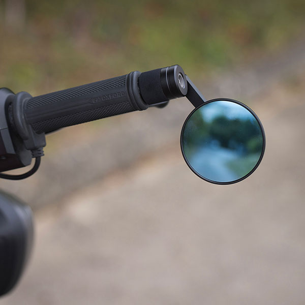 oxford_bar-end-mirror_circle-360_black_lifestyle1.jpg