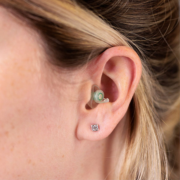oxford_helmet-accessories_filterbud-earplugs_slim_lifestyle2.jpg